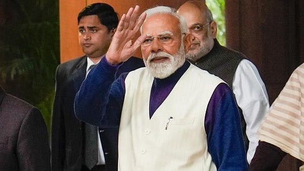 Opposition Disruption Halts PM Modi's Lok Sabha Speech During Motion of Thanks