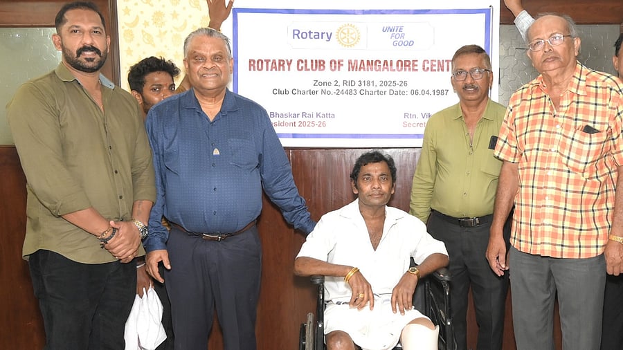 <div class="paragraphs"><p>Rotary Past District Governor Dr Devdas Rai (second from left) with the&nbsp;`Daiva Narthaka'&nbsp;Babu.</p></div>