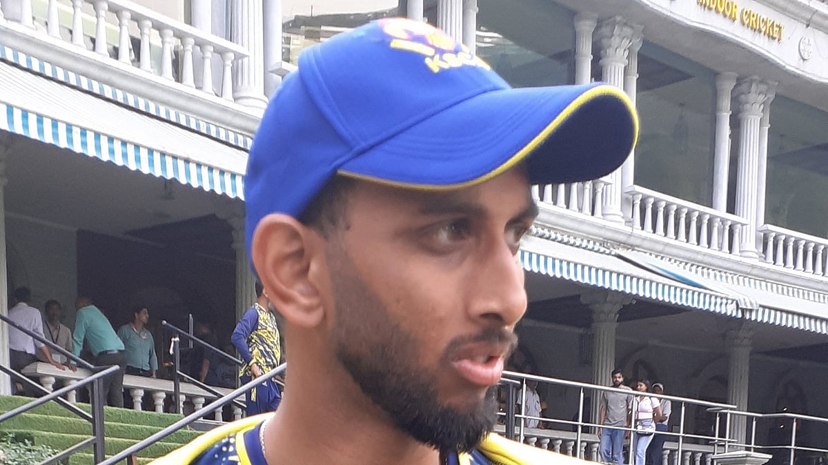 Karnataka Bowlers Dominate, Seize Control in Crucial Match
