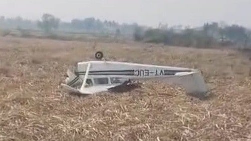 Two Pilots Escape Unharmed After Training Aircraft Makes Emergency Landing in Karnataka Field