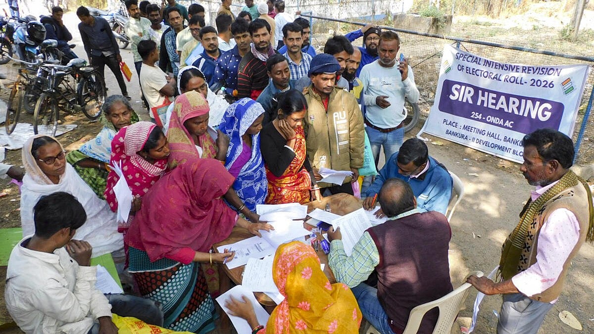 EC Revises Bengal Electoral Roll Schedule After Supreme Court Directive