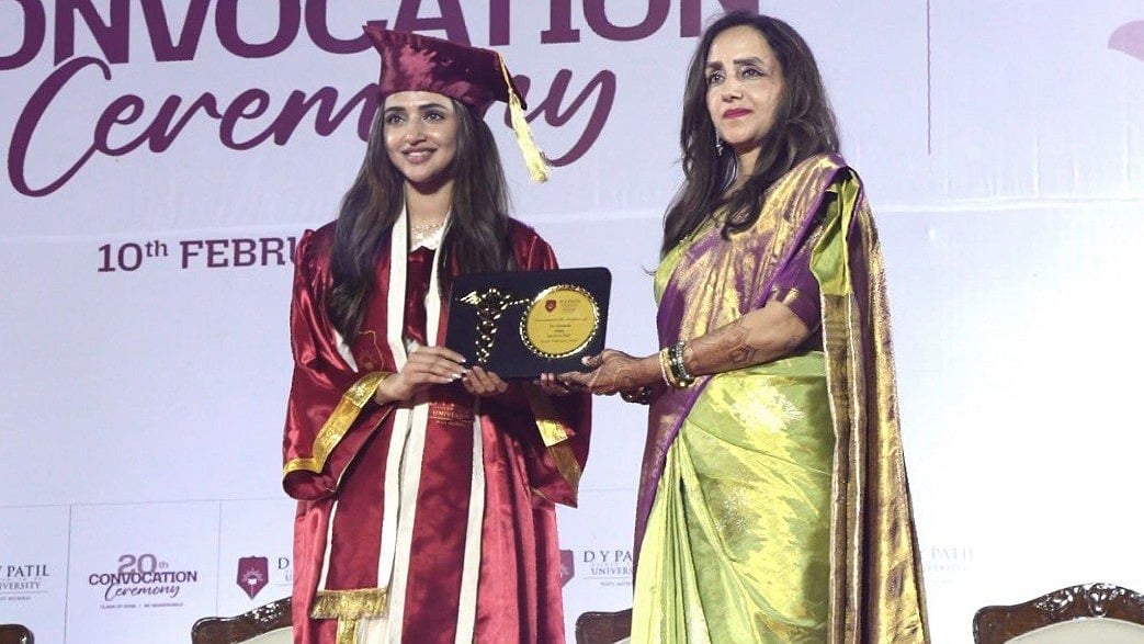 Sreeleela Earns MBBS Degree, Social Media Applauds Her Dual Career Success