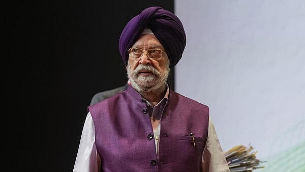 Hardeep Puri Clarifies: Only One Email Interaction with Epstein, Counters Rahul Gandhi's Allegations