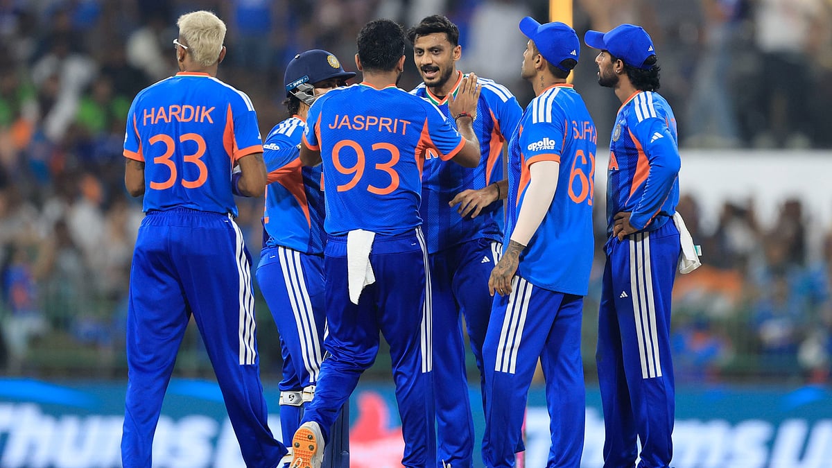 India Defeat Pakistan by 61 Runs to Qualify for Super 8s in T20 World Cup