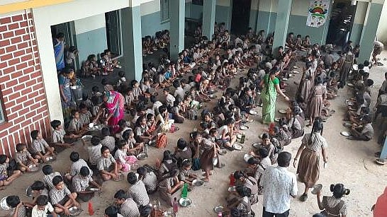 Karnataka Announces Midday Meals for Pre-University Students Starting Next Year