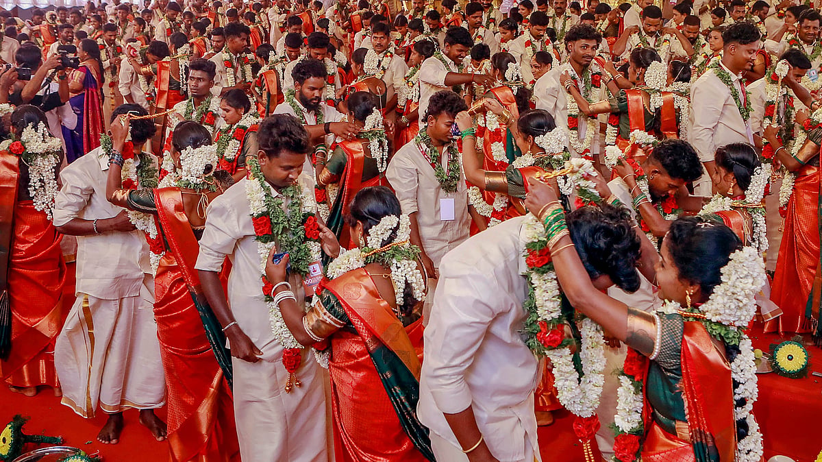 Congress Lawmaker Proposes Marriage Incentives for Brides in Rural Farming Families
