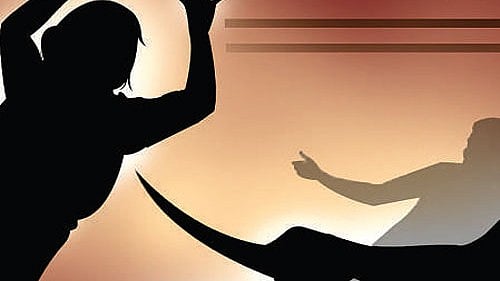 Karnataka: Man Attempts to Kill Pregnant Sister Over Inter-Caste Marriage in Koppal