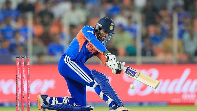 India's Middle-Over Struggles in T20 World Cup 2026 Signal Alarm Before Super 8