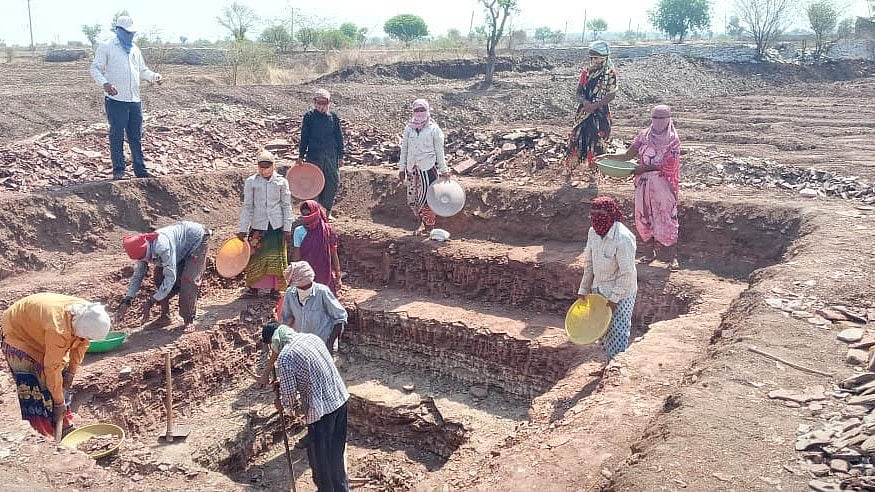 Rural Job Scheme Anti-Graft Efforts Stalled by Poor Follow-Up in Karnataka, Gujarat