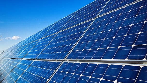 US Imposes 126% Tariff on Solar Imports, Major Blow to Indian Manufacturers