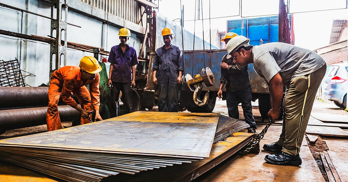 Workers Protest: Hazira Steel Plant Workers Demand Fair Pay