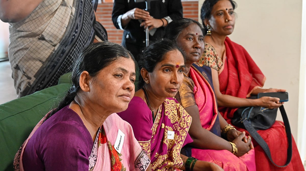 Bengaluru Waste Pickers' Struggle for Social Entitlements Highlighted in Documentary