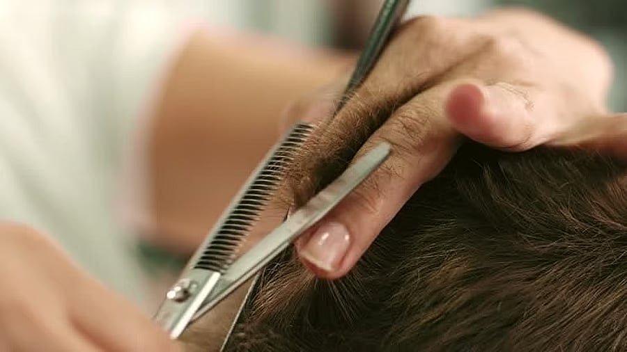 Karnataka Village Opens Government Salon After Barbers Deny Service to Dalits