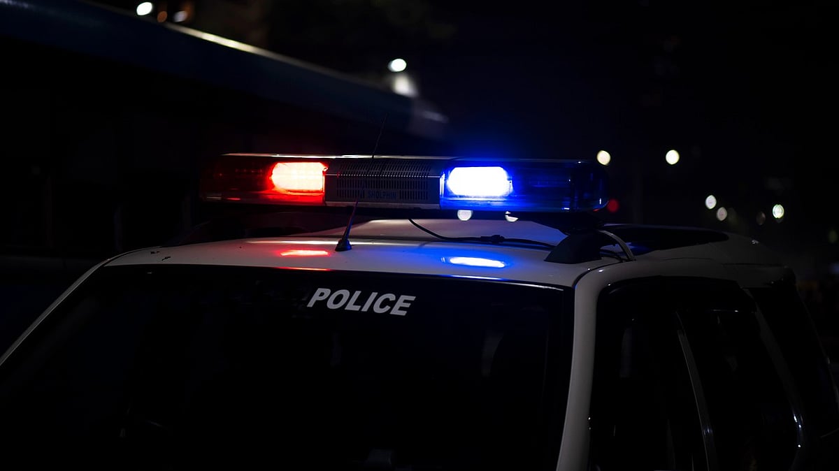 Two Injured in Knife Incident in Edinburgh, Police Launch Investigation