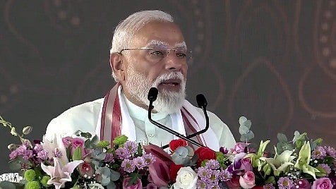 PM Modi Inaugurates Rs 4,400 Crore Projects in Madurai, Vows to Develop Tamil Nadu
