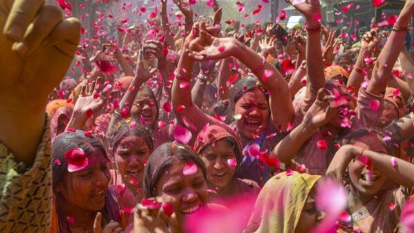 Bareilly's 166-Year-Old Ram Baraat Procession Held Under Tight Security