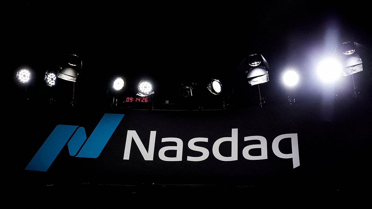 Wall Street Futures Drop as US-Israel Strike on Iran Sparks Inflation Fears