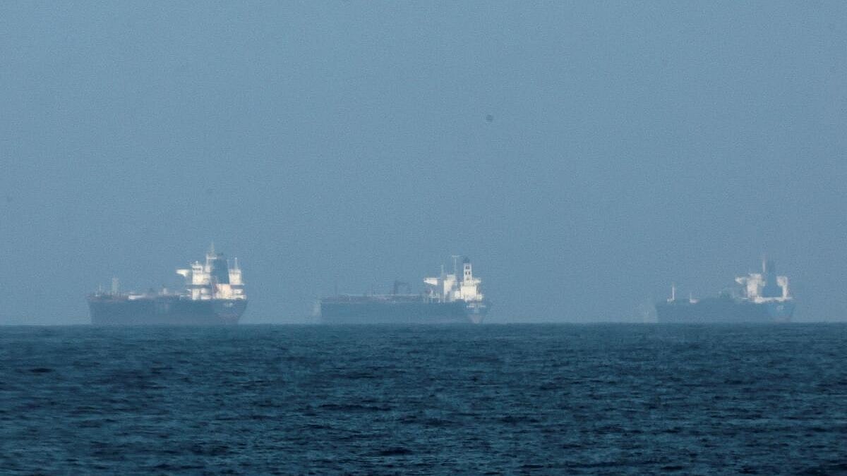 Iran Claims Strike on US Oil Tanker in Gulf, US Yet to Confirm