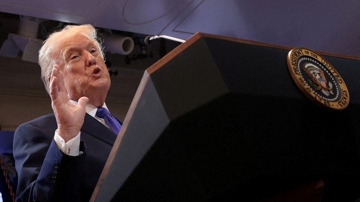 Trump Warns Iran of Severe Retaliation, Threatens 'Complete Destruction'