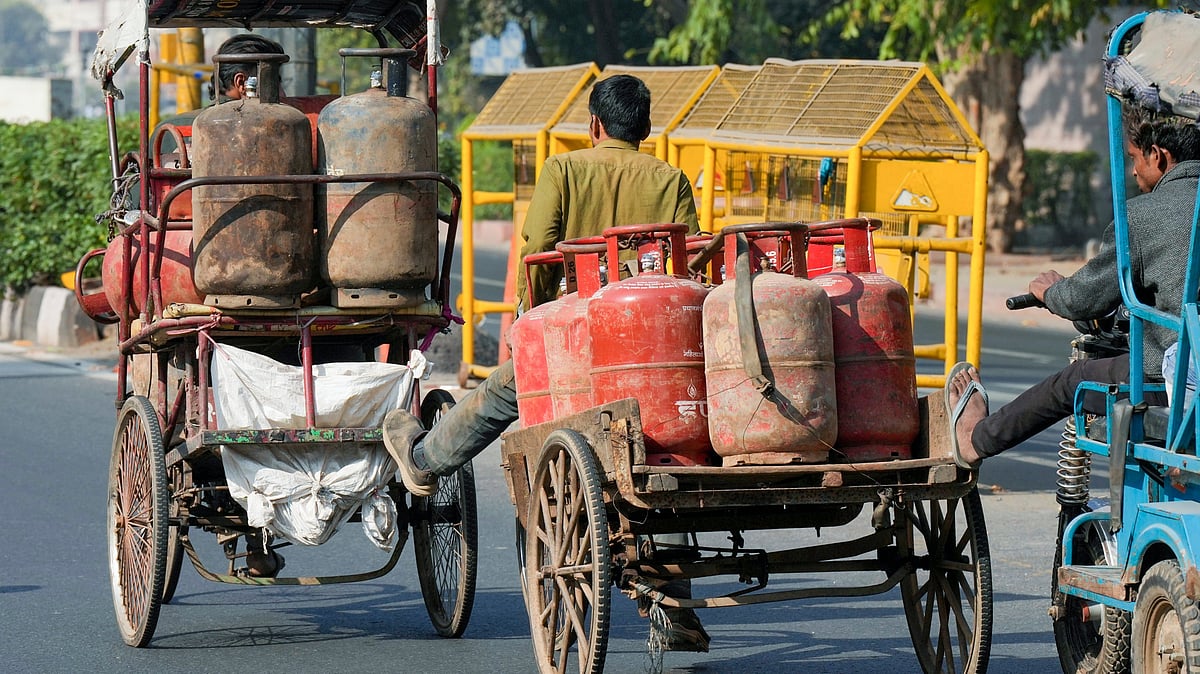 TN Hotels Warn of LPG Crisis: Commercial Cylinder Stocks May Last Only 1-2 Days