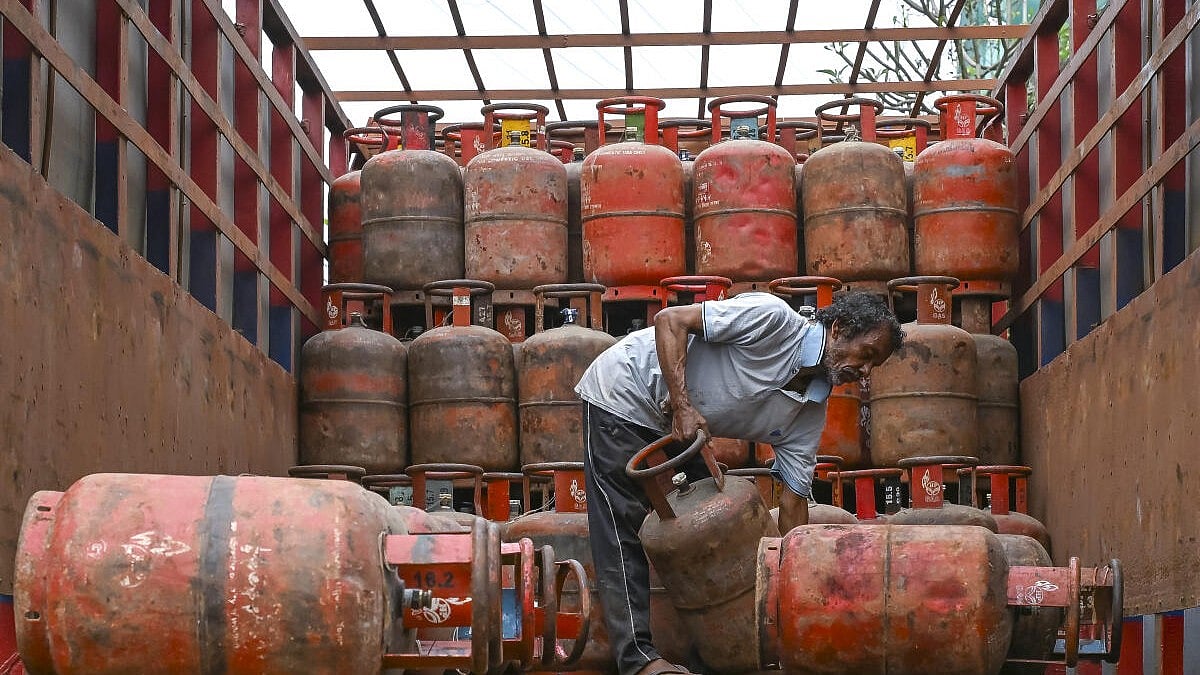 Indian Oil Ensures LPG Supply to Priority Sectors in Himachal Pradesh
