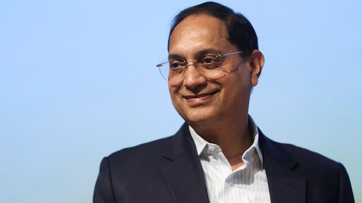 SEBI Chief Urges Patience Amid Global Tensions Impacting Markets