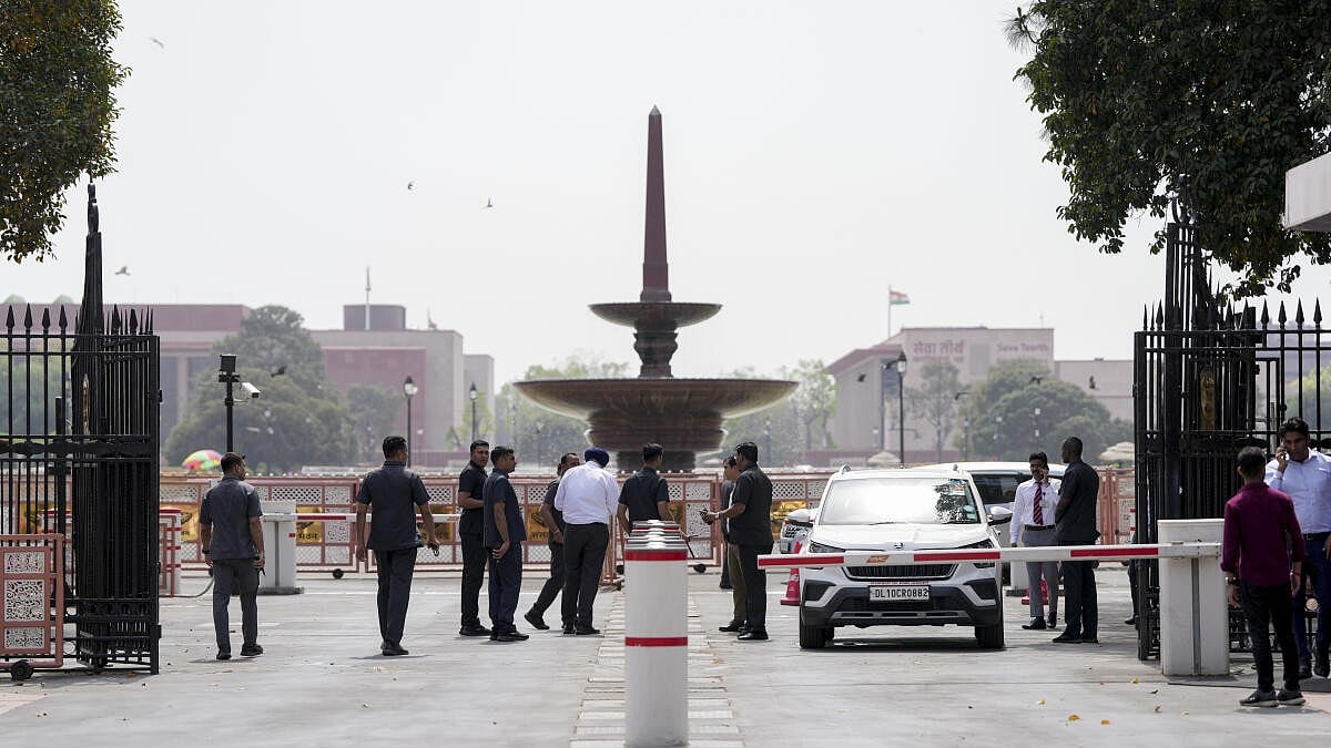 Technical Glitch Triggers Brief Security Scare at Parliament Gate