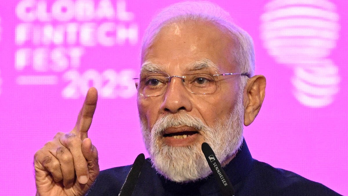 PM Modi Praises Bengaluru NGO for Science Education Efforts