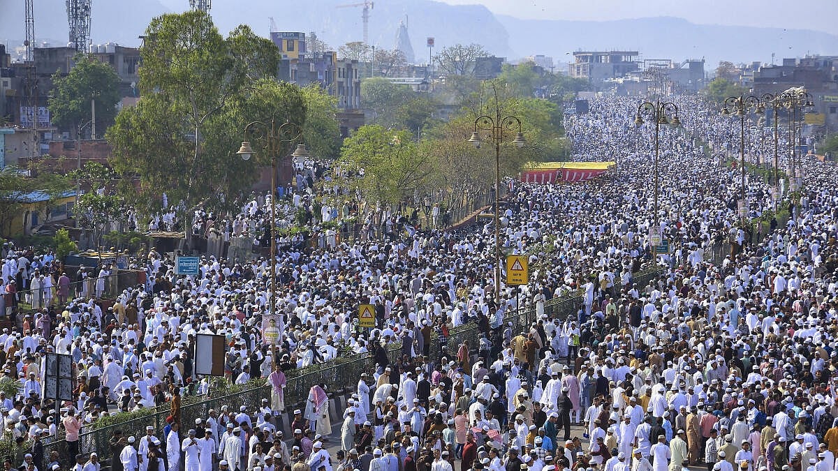 Eid-ul-Fitr in Rajasthan Sees Protests Against US and Israel Policies