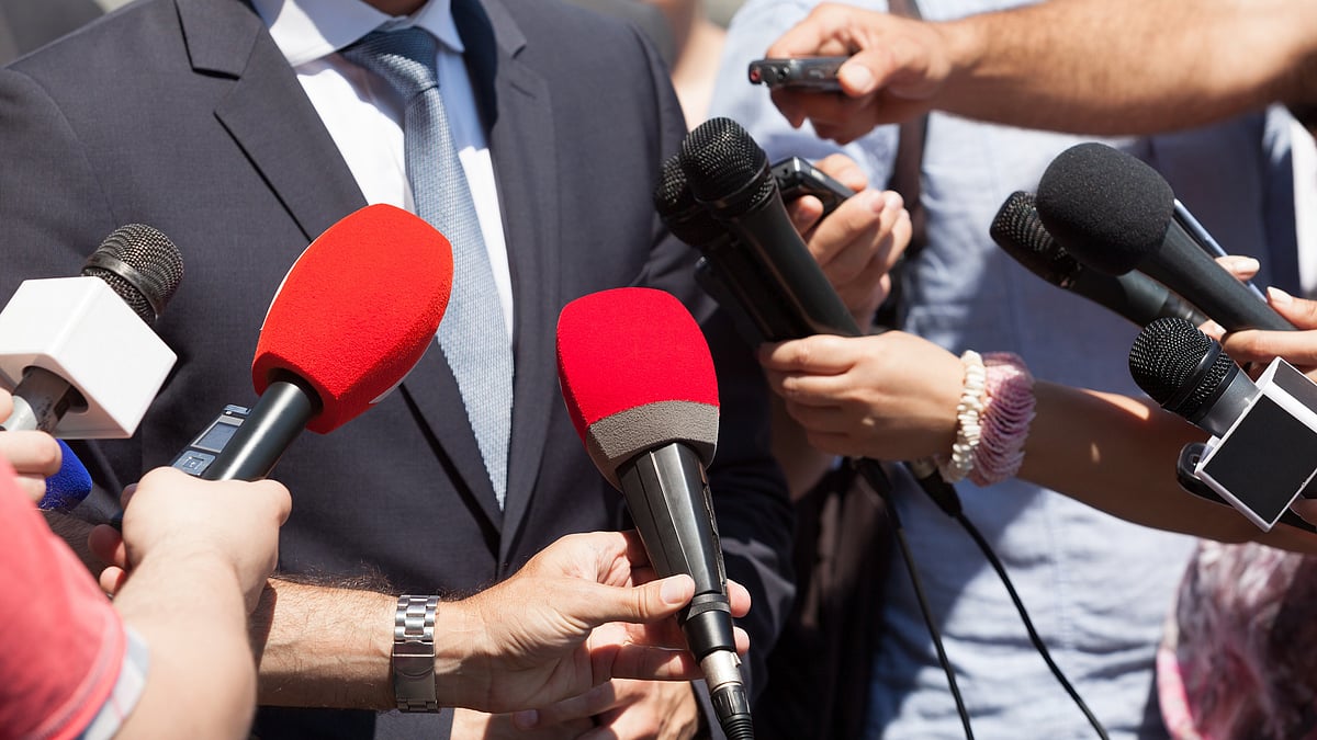 Journalist Bodies Condemn Police Force During UNI Office Sealing Operation
