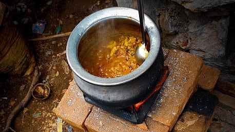 Eid Biryani Prices Surge as Hotels Switch to Firewood Amid LPG Shortage