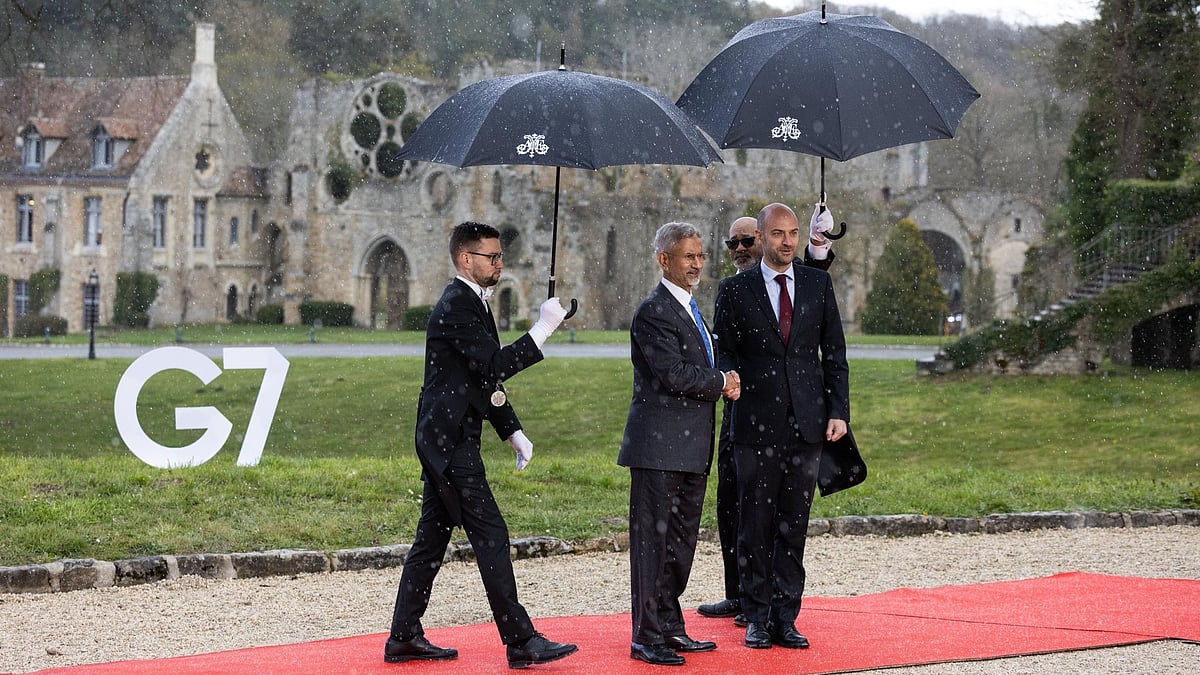 EAM Jaishankar, Canadian FM Anand Discuss West Asia Crisis at G7 Summit