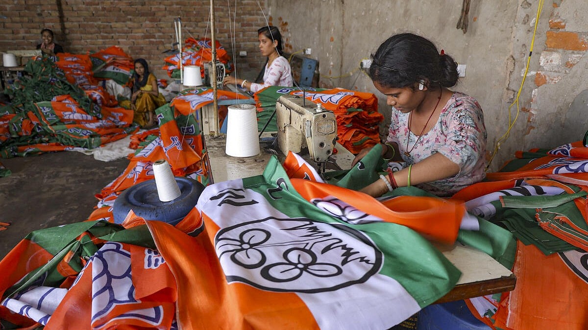 West Bengal Election Roll Revision Creates Voter and Candidate Uncertainty