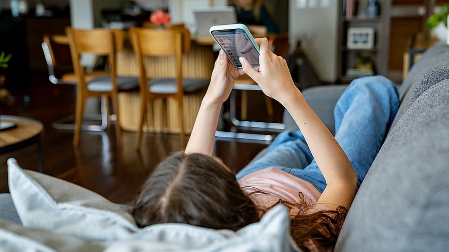 Indonesia's Social Media Restrictions for Children Launch Saturday, Implementation Details Unclear