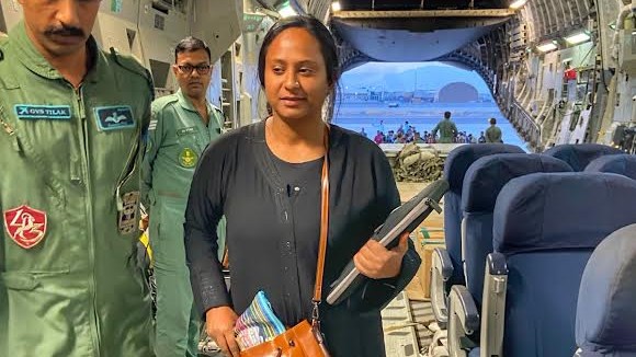 Afghanistan reporting: From Kashmir to Kabul, frontline account deep dives