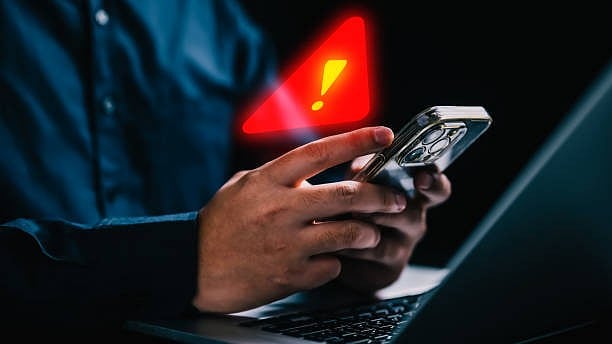 Bengaluru Techie Loses Rs 7.2 Lakh in Fake Traffic Fine Scam