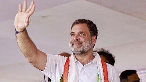 Rahul Gandhi Criticizes FCRA Amendment, Promises Rs 250/kg Rubber Price