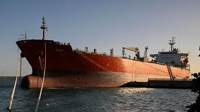 IEA Warns of Severe Oil Disruptions from Middle East to Hit Europe in April