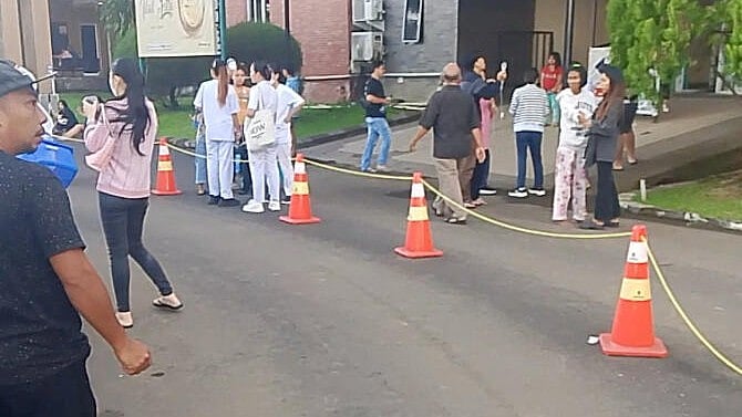 Powerful 7.6 Magnitude Earthquake Strikes Indonesia, Causing Fatalities and Damage