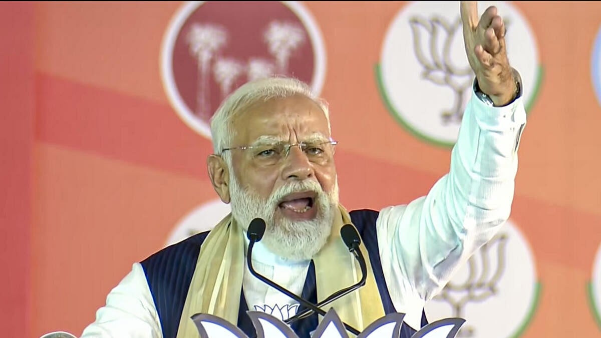 PM Modi Criticizes Congress for 'Provocative' West Asia Remarks Endangering Indians