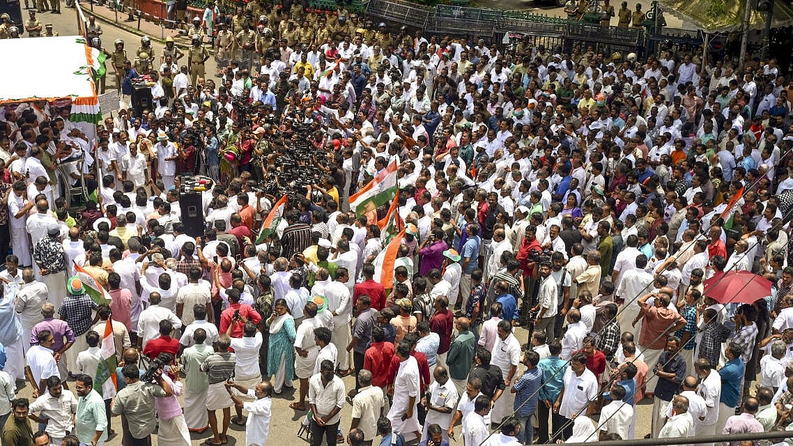 Congress's Karnataka-Telangana Strategy Falters in Kerala: Political Gap Widens