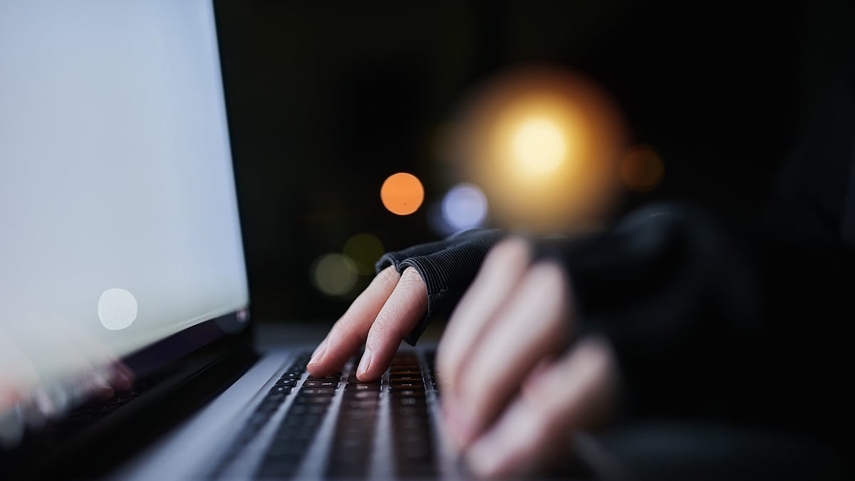 Bengaluru Duo Arrested for Extorting Married Woman Using Private Videos