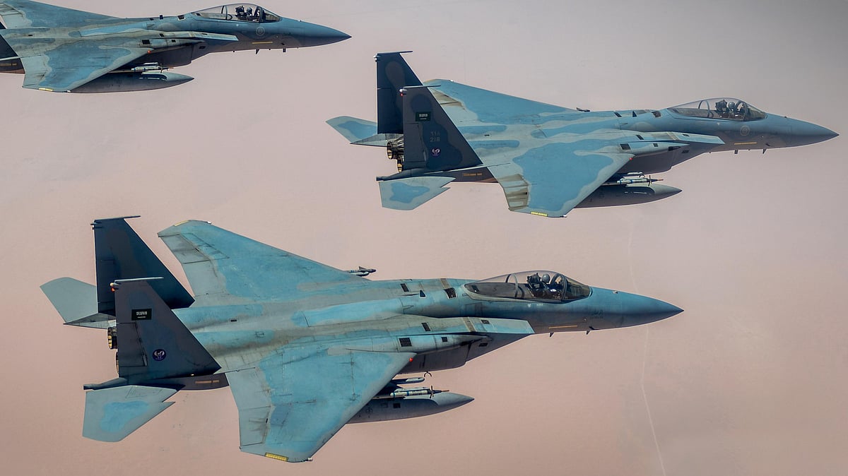 Pakistani force including fighter jets land at Saudi Arabia's air base