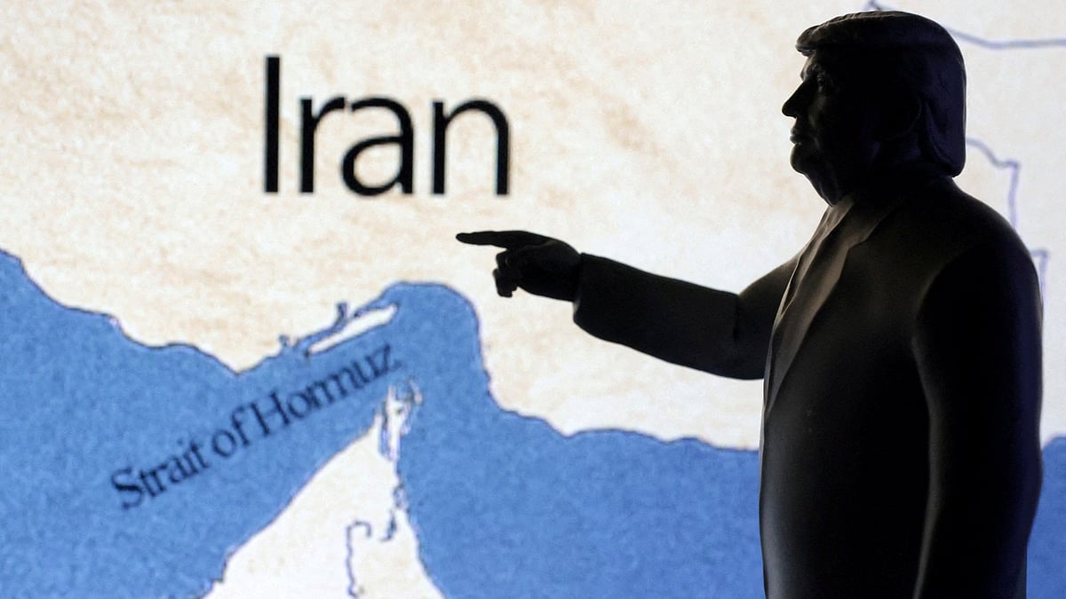 Trump Announces Joint Mine-Clearing Operation with Iran in Strait of Hormuz