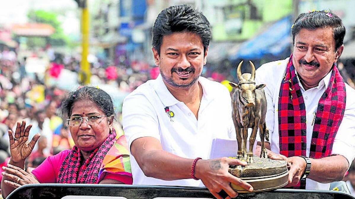Tamil Nadu 2026 Polls: AIADMK Fortress Under Siege as DMK Intensifies Caste-Based Campaign