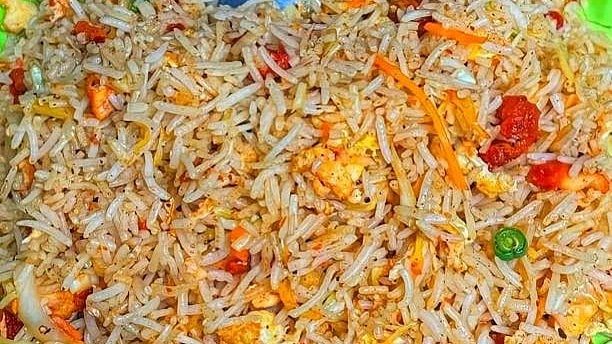 Kerala Man Vandalizes Restaurant, Assaults Staff Over Chicken Shortage in Fried Rice