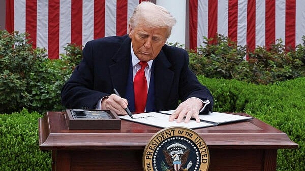 Trump Comments on US Uranium Recovery from Iran at 'Leisurely Pace'