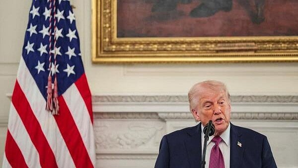 Trump Orders US Navy to Shoot, Kill Any Boat Laying Mines in Strait of Hormuz