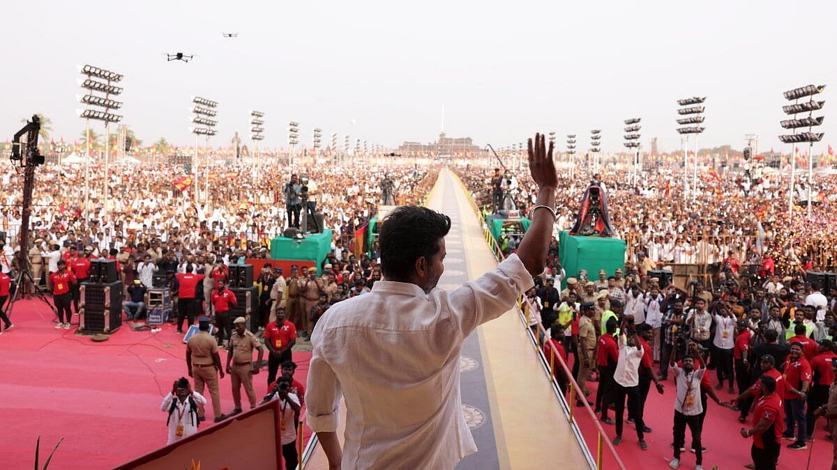 Silence, Scrutiny, and the Burden on Women in Public Eye