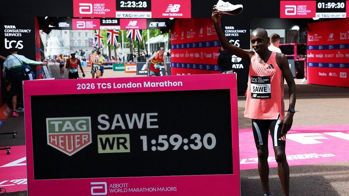 London Marathon: Sabastian Sawe breaks world record en route to victory